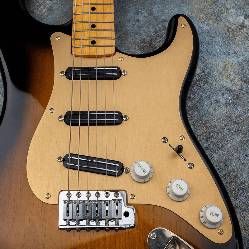 [AUSTRALIA] - Musiclily Ultra 8 Holes Anodized Aluminum Strat SSS Pickguard ST Pick Guard Scratch Plate for China Made Squier Classic Vibe SQ CV 50s Reissue Vintage Strat Style Electric Guitar, Gold 