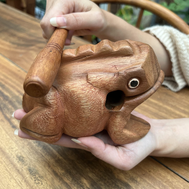 NUTTA - 7 Inches Wooden Frog Guiro Rasp Musical Instrume Wood Percussion Desk Scraping Fog with Frog Sound Idea Funny Instruments Nature Wood Music Home Garden Decoration (7 Inches)