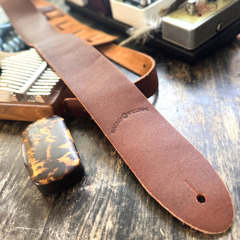 [AUSTRALIA] - Walker & Williams STR-07 Distressed Brown “Bomber Jacket” Finish Italian Leather Guitar Strap For Acoustic, Electric, And Bass Guitars 