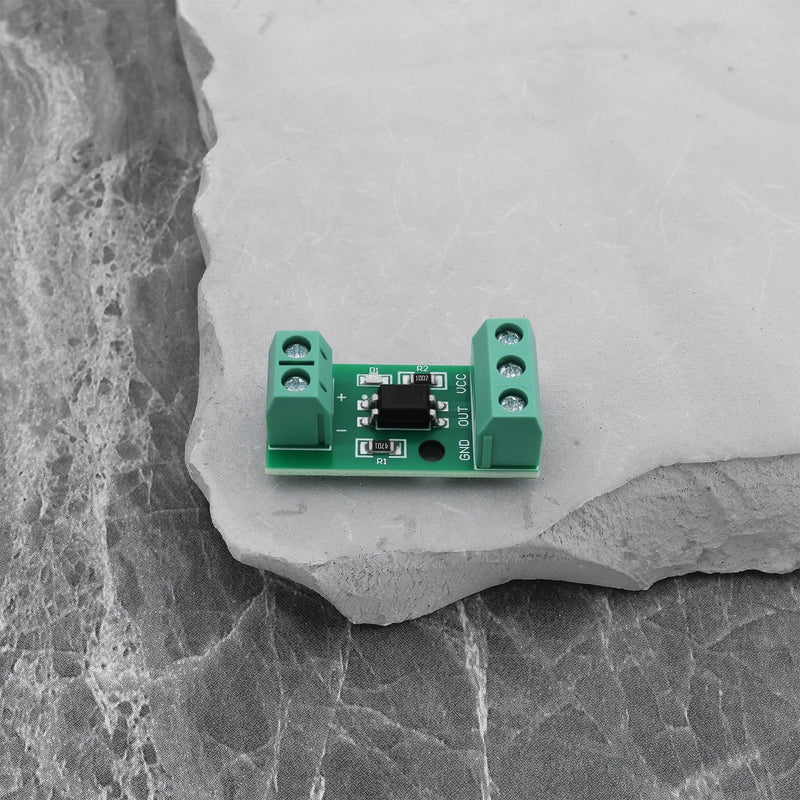 [AUSTRALIA] - The Lord of the Tools 4X 1-Channel PC817 Optocoupler Isolation Module (12V) Suitable for Photoelectric Isolator Signal Ssolation and Anti-Interference 12V 