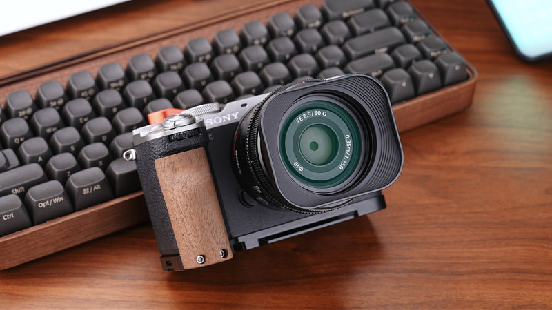 Haoge LH-S245G Metal Bayonet Square Lens Hood for Sony FE 40mm F2.5 G FE 50mm F2.5 G FE 24mm F2.8 G Lens, RX1RIII RX1R RX1RII rx1m2 rx1 R iii m3 Camera Shade with Cap on Sony A7CII A7R4 5