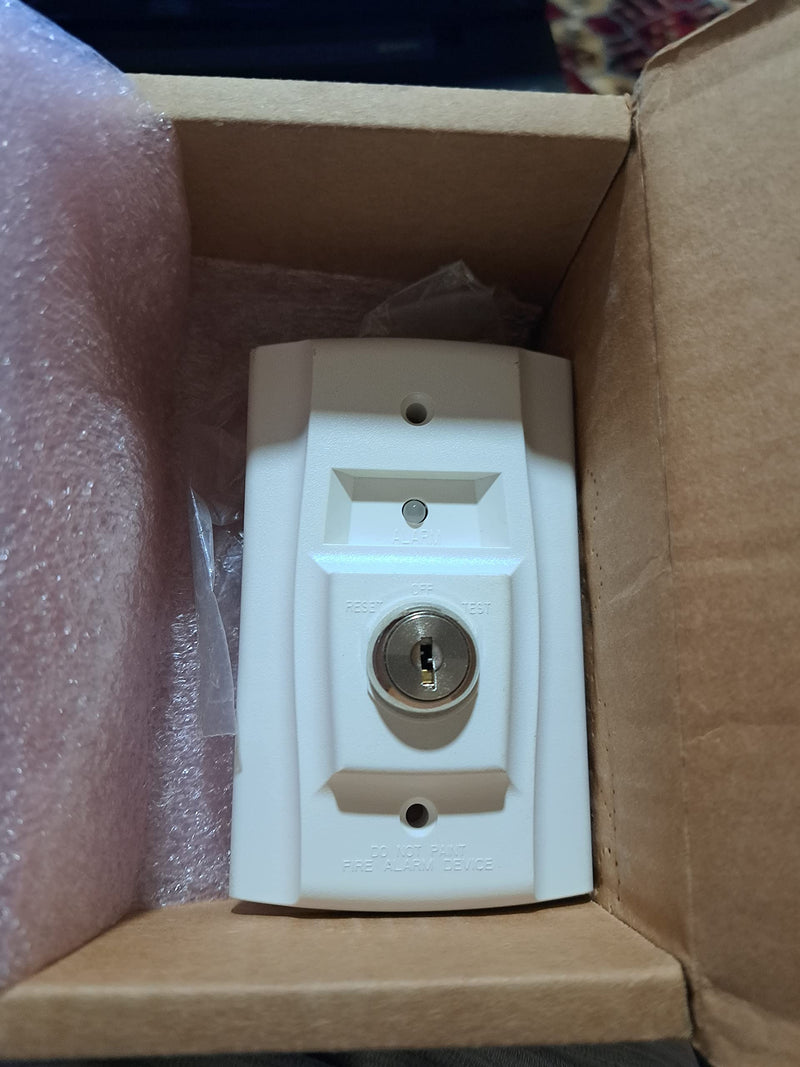 [AUSTRALIA] - System Sensor RTS151KEY Remote Test and Reset Station with Key for Duct Smoke Detector 