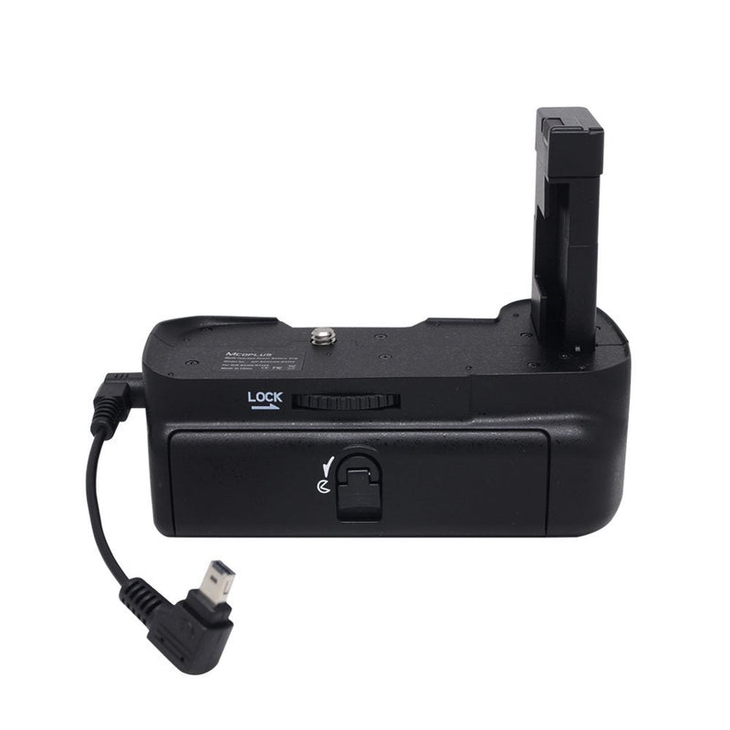 [AUSTRALIA] - mcoplus BG-D3100 Vertical Battery Grip Holder Pack for Nikon D3100 D3200 D3300 D5300 Digital SLR Camera Use EN-EL14 Batteries 