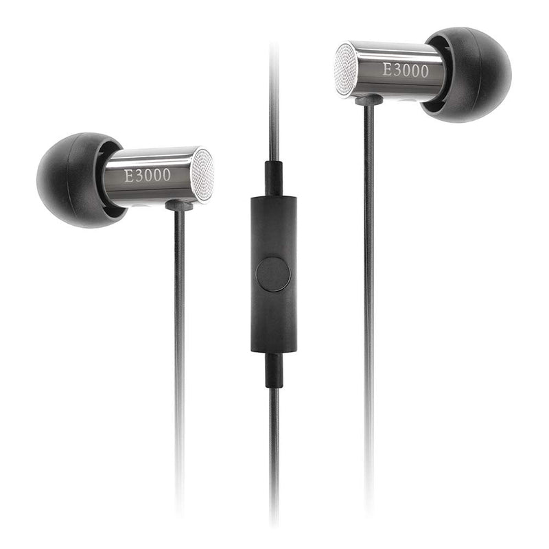 Final FI-E3DSSC in Ear Isolating Earphones with Smartphone Controls and Microphone - Chrome/Black with mic