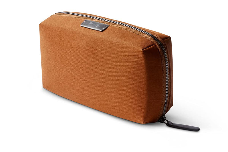 Bellroy Tech Kit (Tech Accessories Organizer Pouch, Zipper Closure Design, Stores Power Bank, Phone Charger, Cables & More, Internal) Bronze
