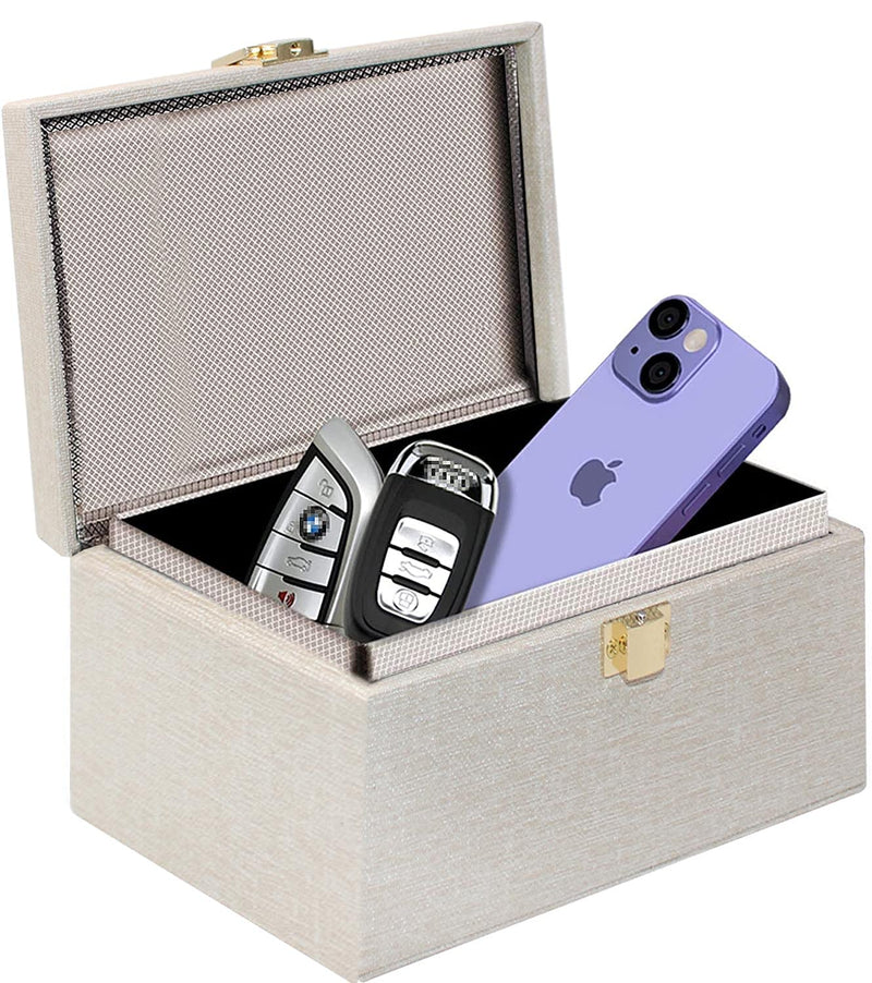 JXE JXO Faraday Box for Car Keys, RFID Key Fob Protector, Car Key Signal Blocker, RFID Signal Blocking Case Shielding Pouch PU Leather Car Key Wallet Case （Beige） Beige