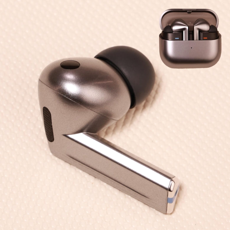 OEM Single Left Ear Replacement Earbud for Samsung Galaxy Buds 3 Pro SM-R630, Compatible Genuine Left Side Only, Original Used Buds3Pro, One R Buds Pro 3, Silver, True Wireless Bluetooth, AI Chip Left for Galaxy Buds 3 Pro