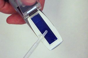 Automatic Temperature Compensation Refractometer with °F unit system Black