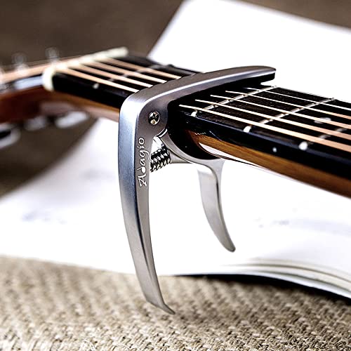 Adagio PRO DELUXE CAPO Suitable For Acoustic & Electric Guitars With Quick Release And Peg Puller In Silver RRP £10.99 - Retail Packed