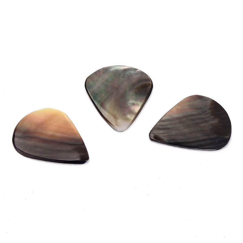 ULTNICE 3Pcs Guitar Picks Plectrums Shell Tones Guitar Pick for Ukulele Guitar