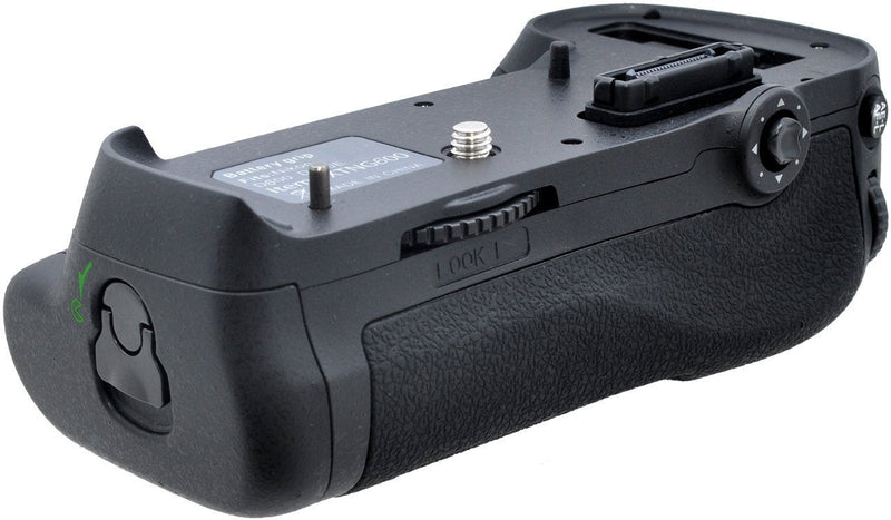 Battery Grip Kit for Nikon D800, D810 Digital SLR Camera Includes Qty 2 Replacement EN-EL15 Batteries + Vertical Battery Grip + More!!