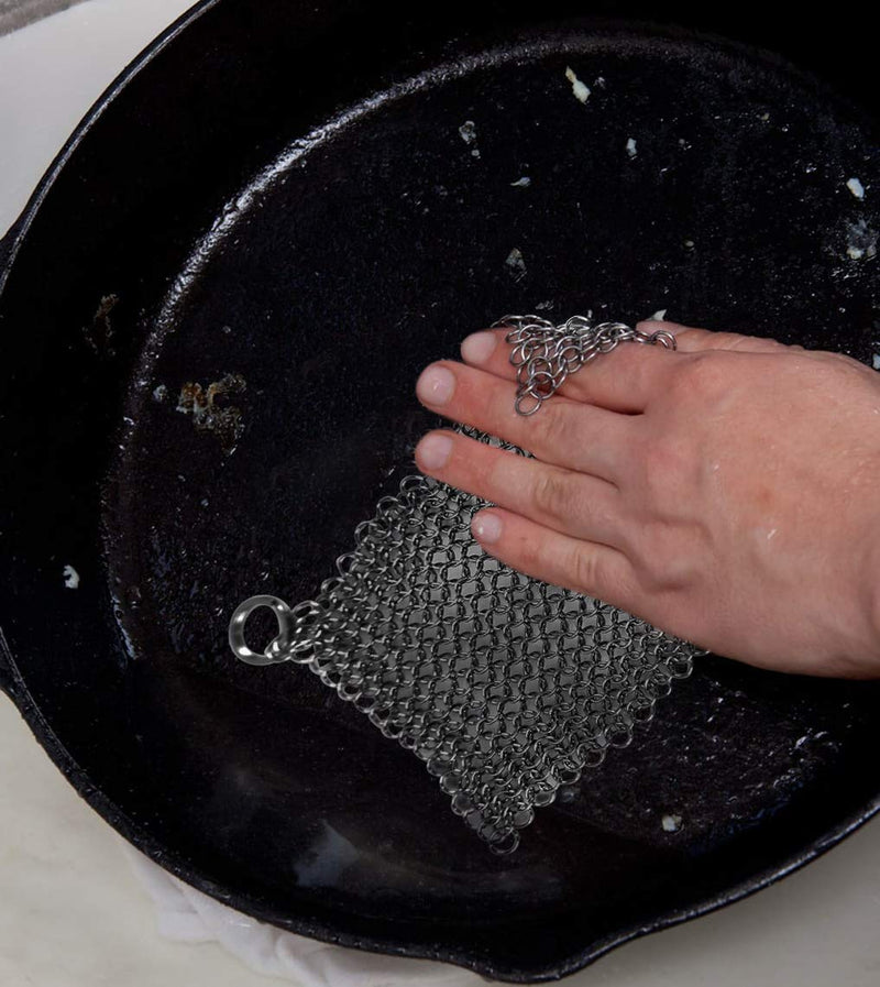 HOME-X Stainless-Steel Washing Net, Cast Iron Skillet Cleaner, Chainmail Scrubber for Cast Iron Pans, Dutch Ovens, Stainless Steel Pots and Pans, 7" L x 4" W x 1/8" H
