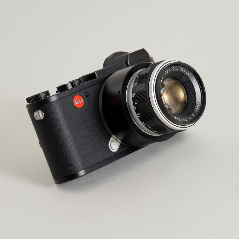 Urth Lens Mount Adapter: Compatible with M42 Lens to Leica L Camera Body