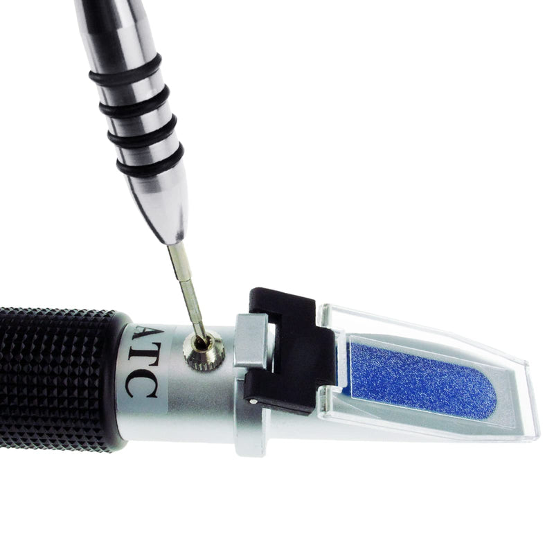 3 in 1 Scale Clinical Refractometer with 10~30°C ATC, Serum Protein 0~12g/dl, Urine Specific Gravity 1.000~1.050, Refractive Index 1.333~1.360 RI for Human Use. 3-in-1 Scale (Serum Protein, Urine, RI) for Human