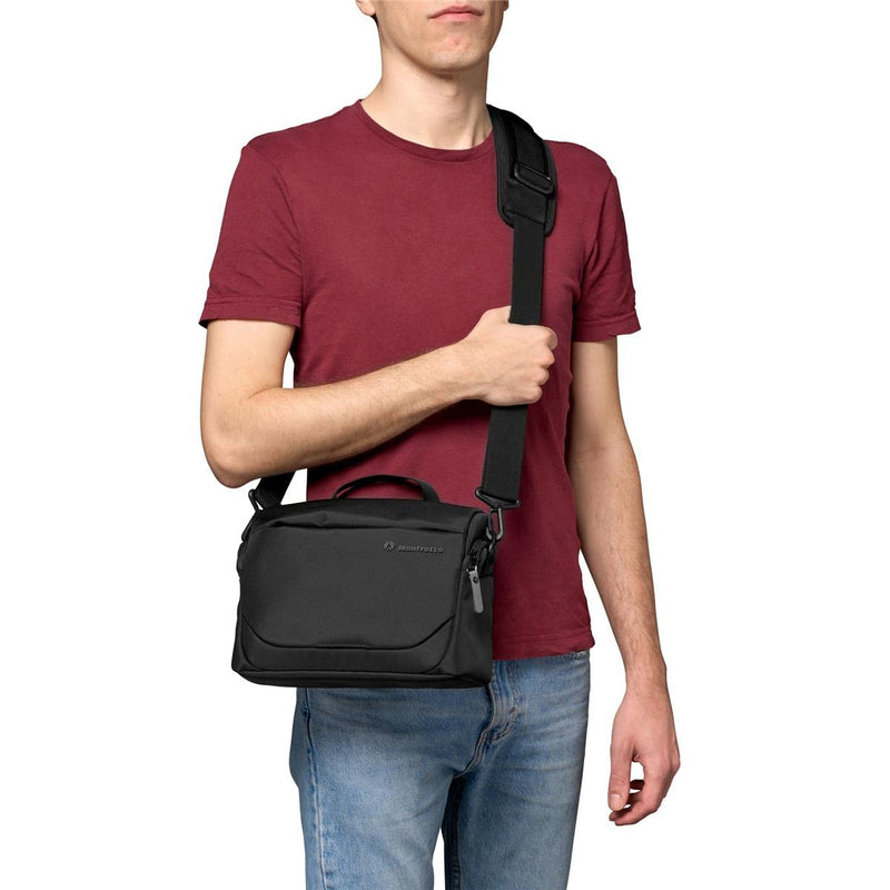 Manfrotto Advanced III Shoulder Bag for DSLR/CSC Camera, Medium, Black