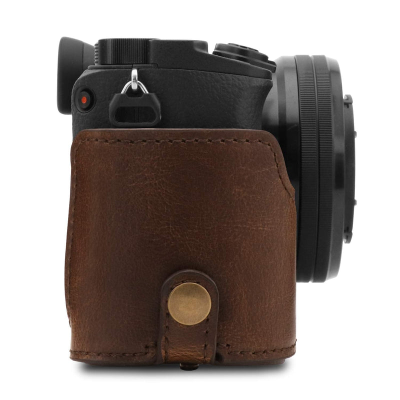 MegaGear Ever Ready Leather Camera Case Compatible with Sony Alpha A6100, A6400 (18-135mm) Brown