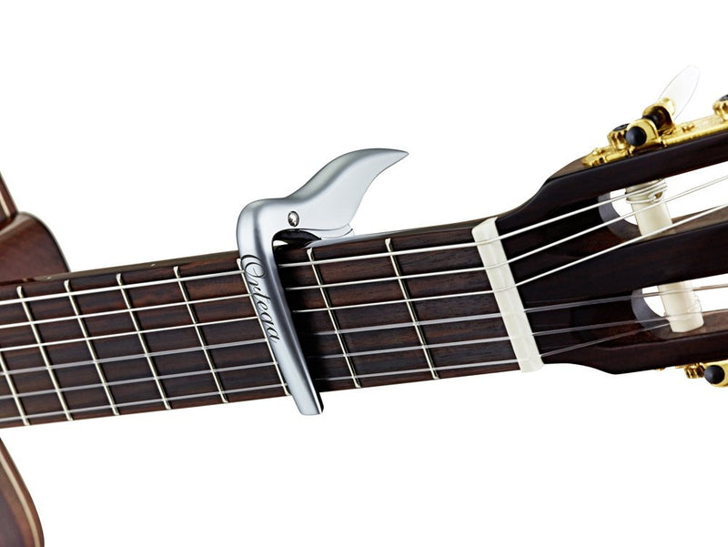 Ortega Guitars OCAPO-CR One Touch Adjustable Capo for Classical Flat Fret boards up to 52mm Nut Widths, Chrome