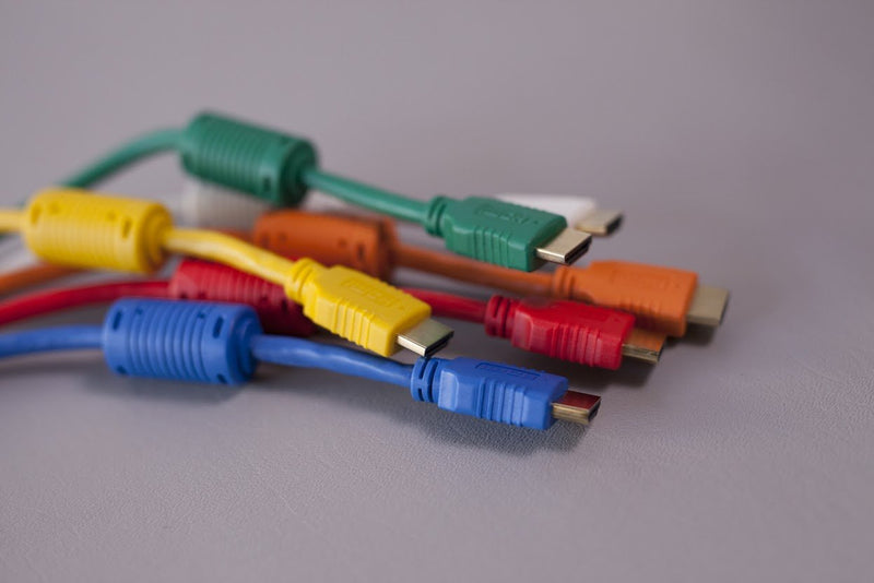 Monoprice 6ft 28AWG High Speed HDMI Cable w/Ferrite Cores - Green