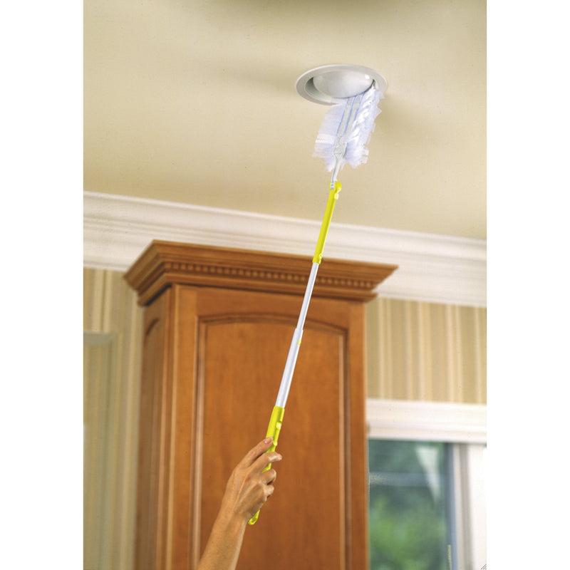 Swiffer 360 Dusters Extender Kit, 3 Unscented Dusters With Extendable handle (Packaging May Vary) 4 Piece Set