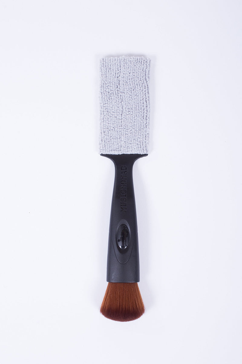 MusicNomad The Nomad String, Body, & Hardware Cleaning Tool (MN205) Original Version