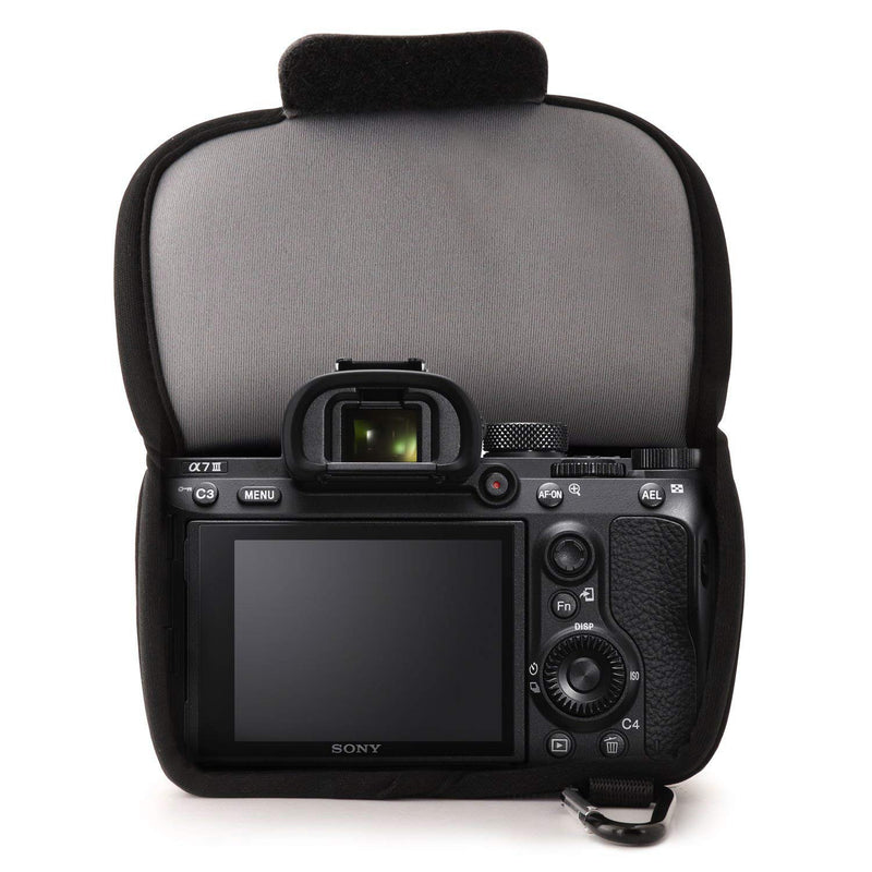 [AUSTRALIA] - MegaGear Ultra Light Neoprene Camera Case Compatible with Sony Alpha A7 III, A7R III, A9 (28-70mm) Gray 