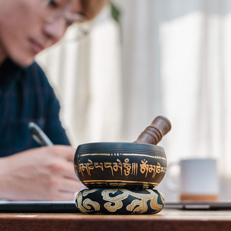 Tibetan Singing Bowl Set ~ Easy to Play with Fabric Case, Cushion, and Mallet ~ Handcrafted in Nepal for Meditation, Yoga, Spiritual Healing and Mindfulness Black