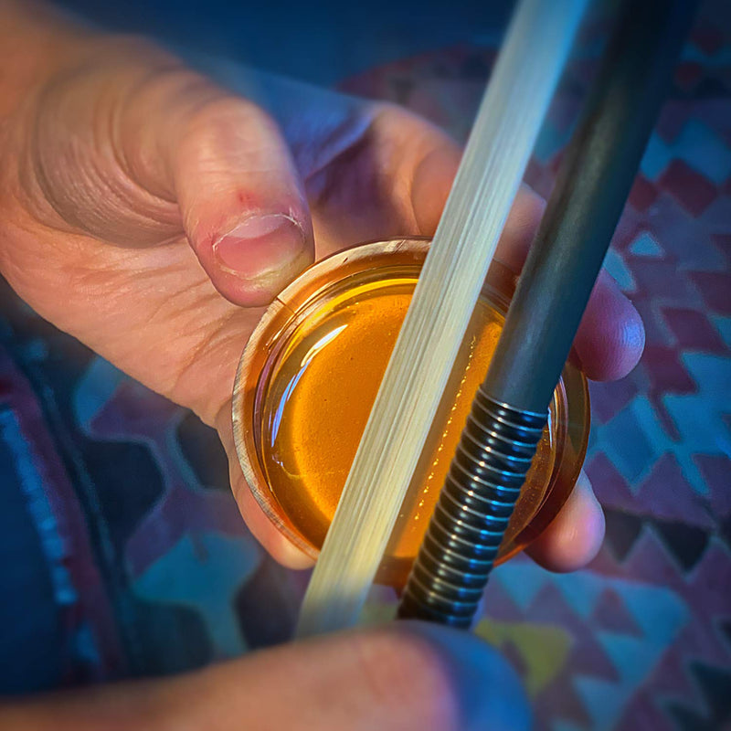 [AUSTRALIA] - CECILIA ‘Signature formula’ Rosin for Viola, Rosin Specially Formulated Viola Rosin for Viola Bows (New ‘Liquid Form Blending Method’) (MINI (Half Cake)) MINI (Half Cake) 