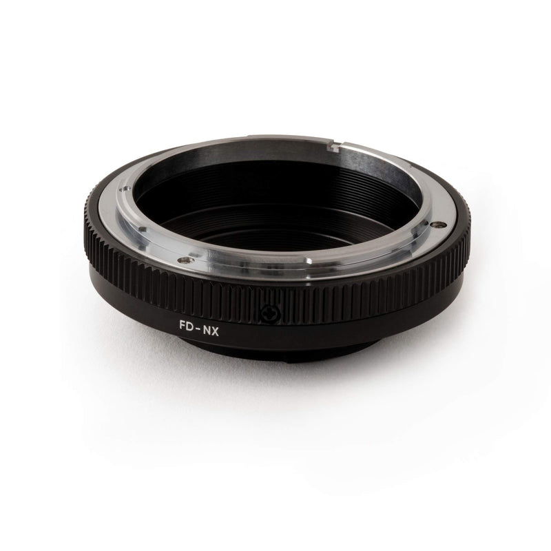 Urth x Gobe Lens Mount Adapter: Compatible with Canon FD Lens to Samsung NX Camera Body