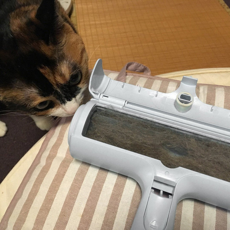 Nado care Pet Hair Remover Roller - Lint Roller for pet Hair - Self Cleaning Dog & Cat Hair Remover - Remove Dog, Cat Hair from Furniture, Carpets, Bedding, Clothing and More. White