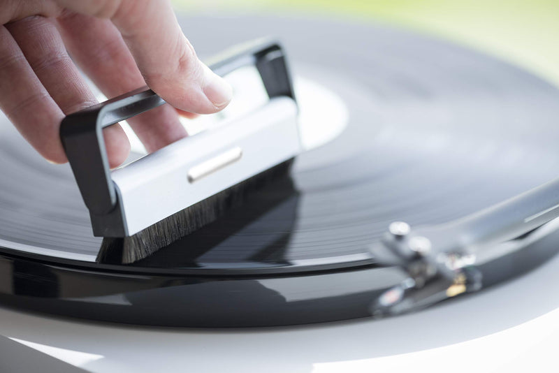 Pro-Ject Brush it, Anti static record cleaner with highly conductive carbon brushes