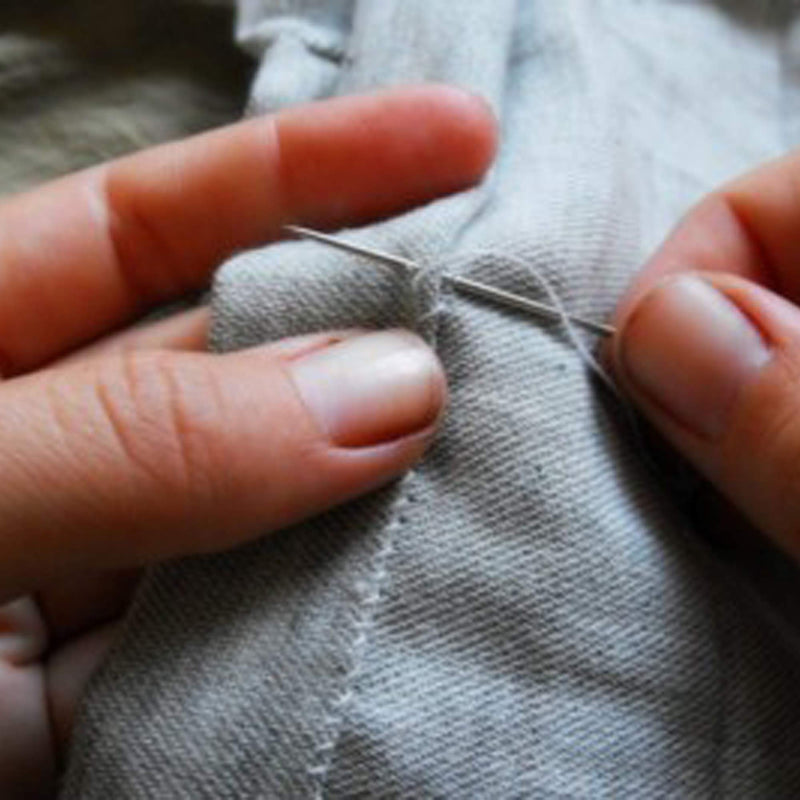25 Large Eye Stitching Needles - 5 Sizes Big Eye Hand Sewing Needles in Clear Storage Tube