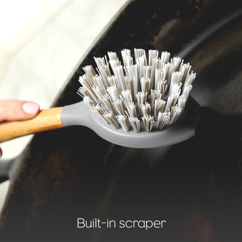 Full Circle Tenacious C Cast Iron Brush and Scraper with Bamboo Handle – Skillet Scrubber with Tough Nylon Bristles, Grey, One Size, Gray