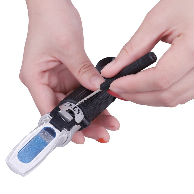 Honey Refractometer with ATC - Tiaoyeer Refractometer for Honey Moisture, Brix and Baume, 58-90% Brix Scale Range Honey Moisture Tester (Honey Refractometer) Honey Refractometer