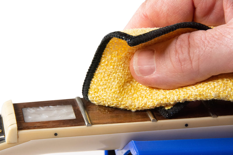 [AUSTRALIA] - MusicNomad F-ONE Unfinished Fretboard Care Kit - Oil, Cloth, Brush (MN125) 