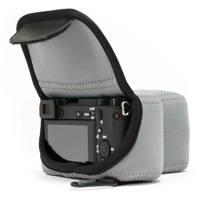 [AUSTRALIA] - MegaGear MG1500 Sony Alpha A6400, A6500 (18-135mm) Ultra Light Neoprene Camera Case - Gray 
