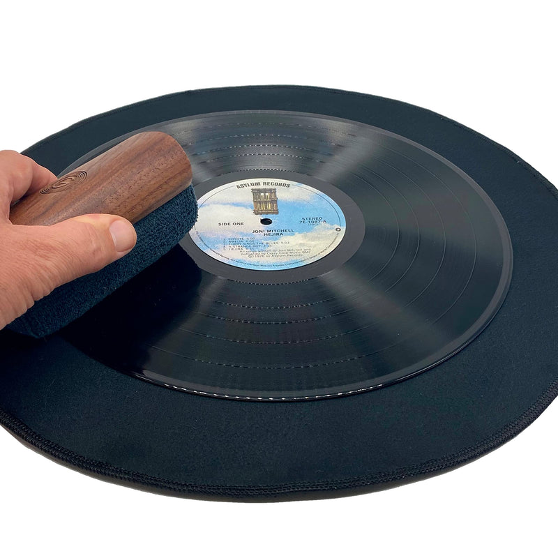 [AUSTRALIA] - GrooveWasher Big 'G' Record Cleaning Mat – Professional Work Mat for Cleaning Vinyl Records, Lg 16” Dia, Thick Double Layered Microfiber, Protect Delicate Vinyl Records While Cleaning 