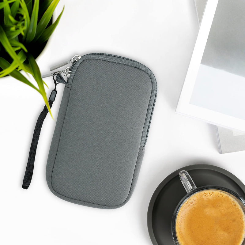 kwmobile Neoprene Phone Pouch Size XL - 6.7/6.8" - Universal Cell Sleeve Mobile Bag with Zipper, Wrist Strap - Titanium Grey XL - 6,7/6,8"