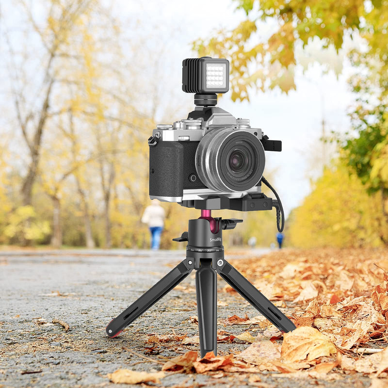 [AUSTRALIA] - SmallRig Z fc Handgrip L-Shape Grip for Nikon Z fc Camera, Side Handle with 1/4"-20 Screw Mount, Retro-Style Handle with Beauty and Comfort - 3480 