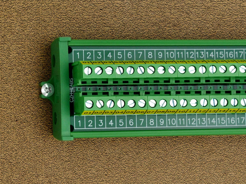 Screw Mount 24A/400V 30 Position Screw Terminal Block Distribution Module