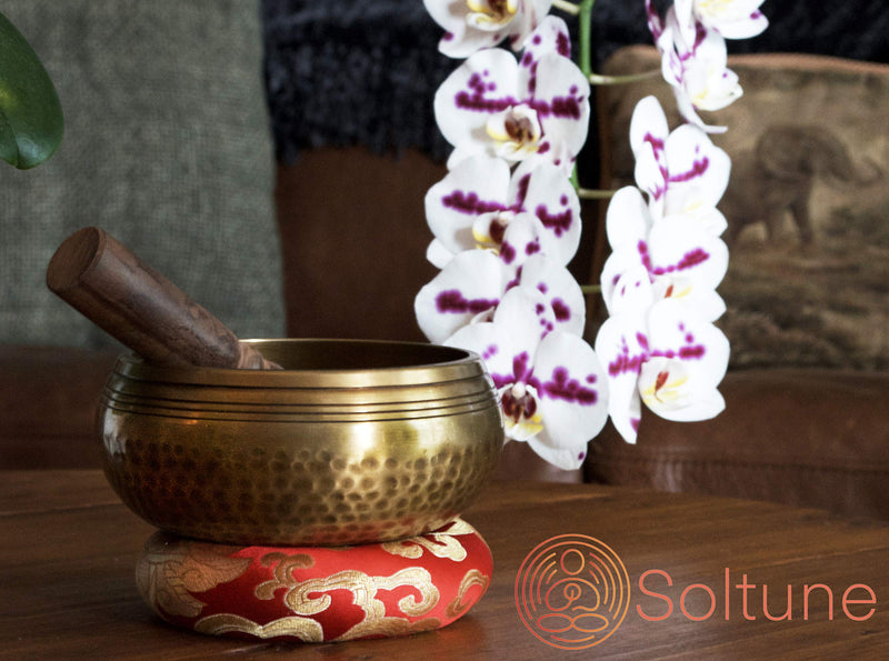 4.5" Tibetan Singing Bowl Set. This Sound Bowl Meditation Set has a Beautiful Tone and Look. Helps Center the Mind to Lead You into Meditation or it can make a Beautiful Addition to your Zen Decor.