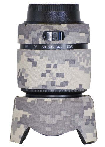 LensCoat LCN55200DC Nikon 55-200 f/4-5.6G ED AF-S DX Lens Cover (Digital Camo) digital camo