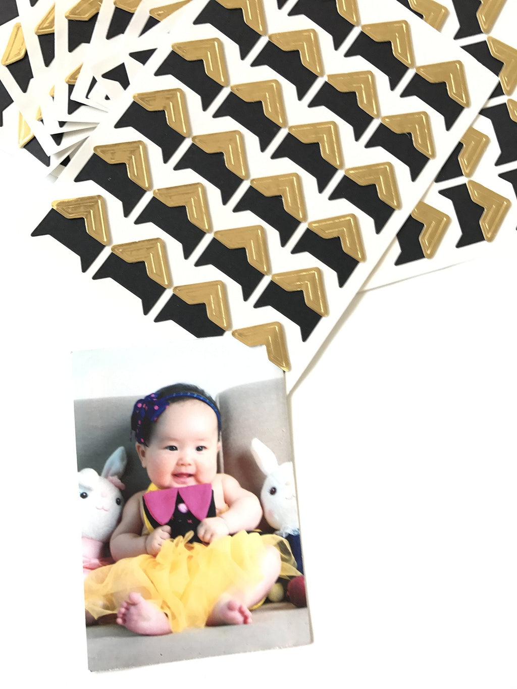 VEEPPO 240pcs Photo Mounting Corners Self Adhesive Paper for Photo Book Scrapbook (Gold) Gold