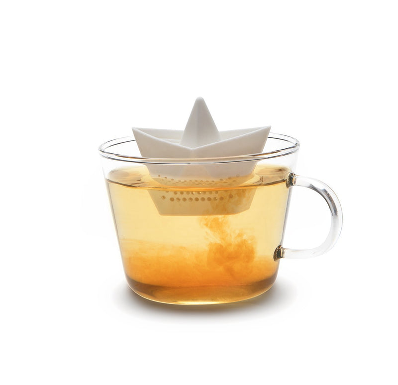 PAPER BOAT Tea Infuser Strainer by OTOTO