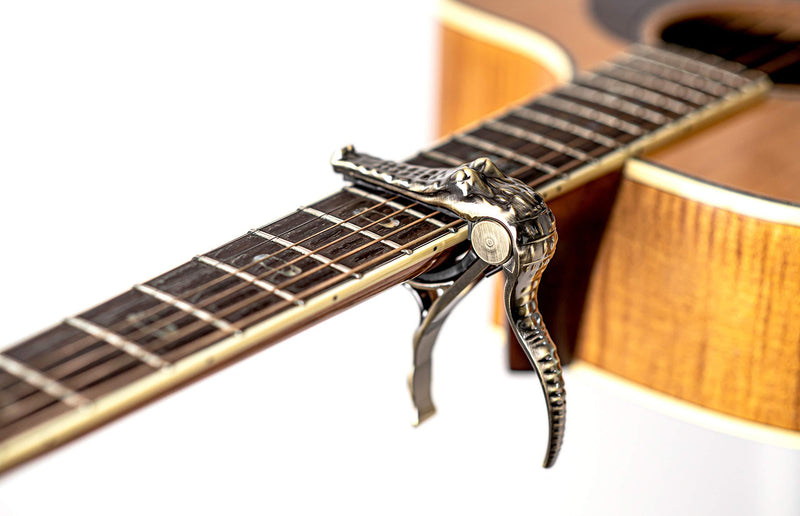 Silenceban guitarists gifts Guitar Crocodile Capo for Acoustic Electric Guitar - Ukulele Guitar Accessories Gifts for Guitarists - Gold Crocodile Capo Classical Guitar